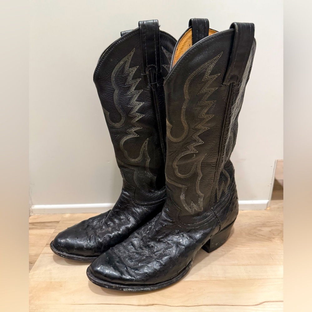 Tony Lama Mens 8.5 Ostrich Cowboy Western boots Black Exotics